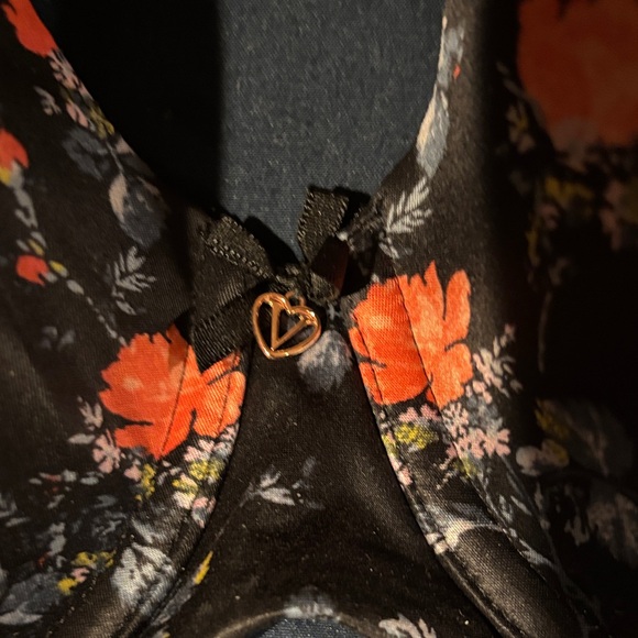 Victoria's Secret Floral Bra - Picture 3 of 5